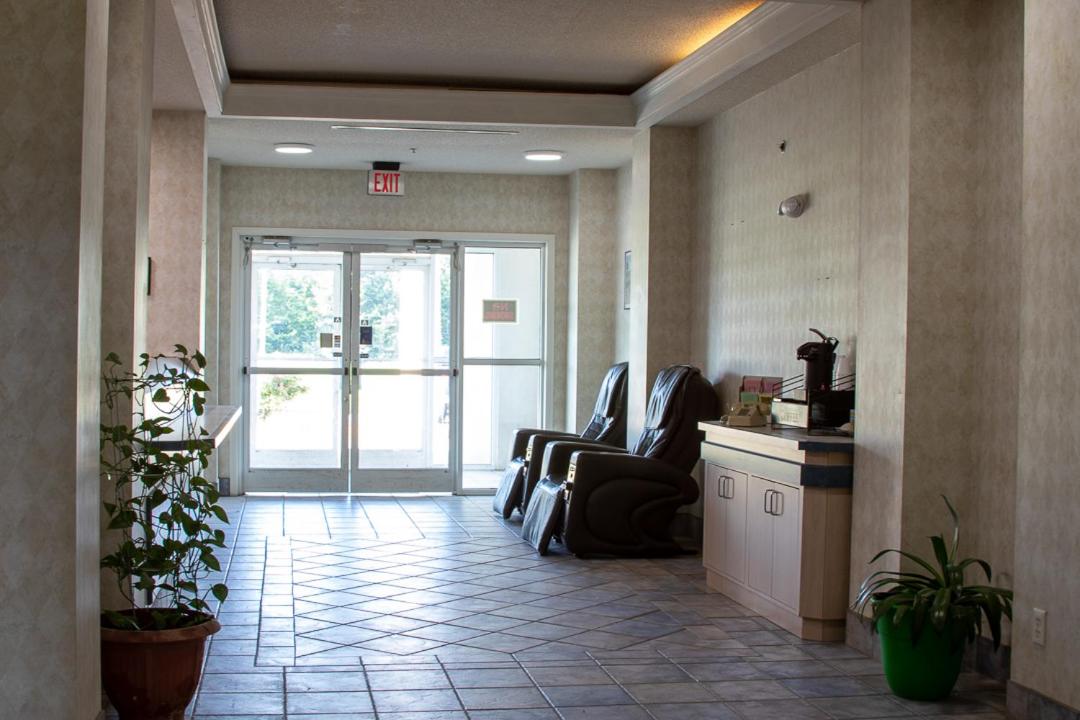 Morgantown Inn and Suites — photo 5