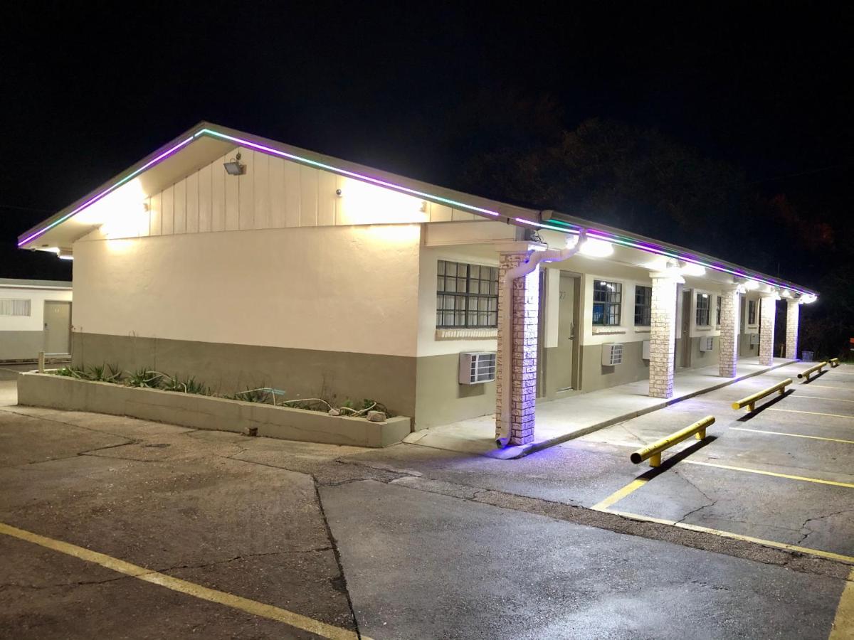 Magnolia Motel — photo 24