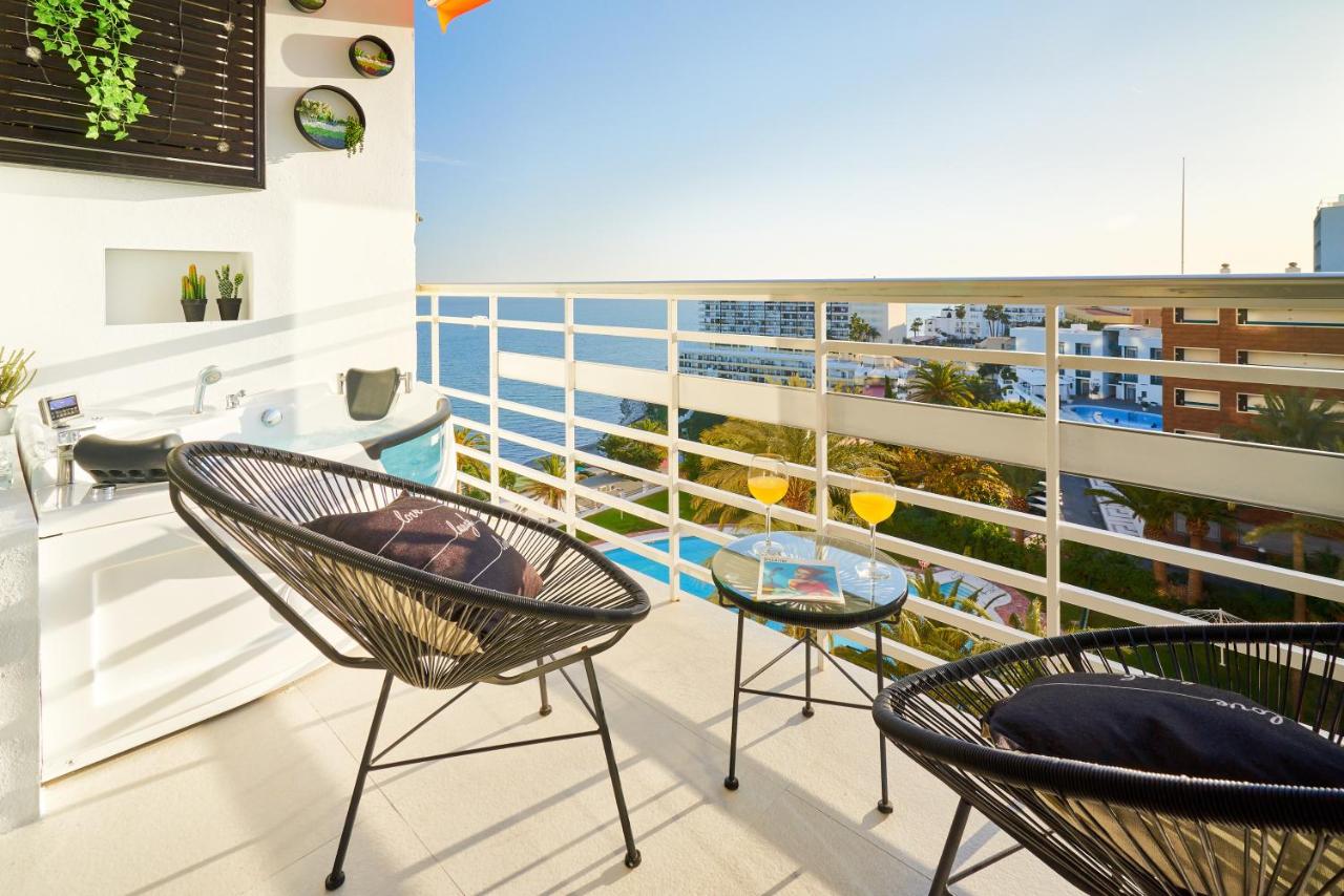SUITE DEL MAR Luxury apartment with jacuzzi, Torremolinos ...