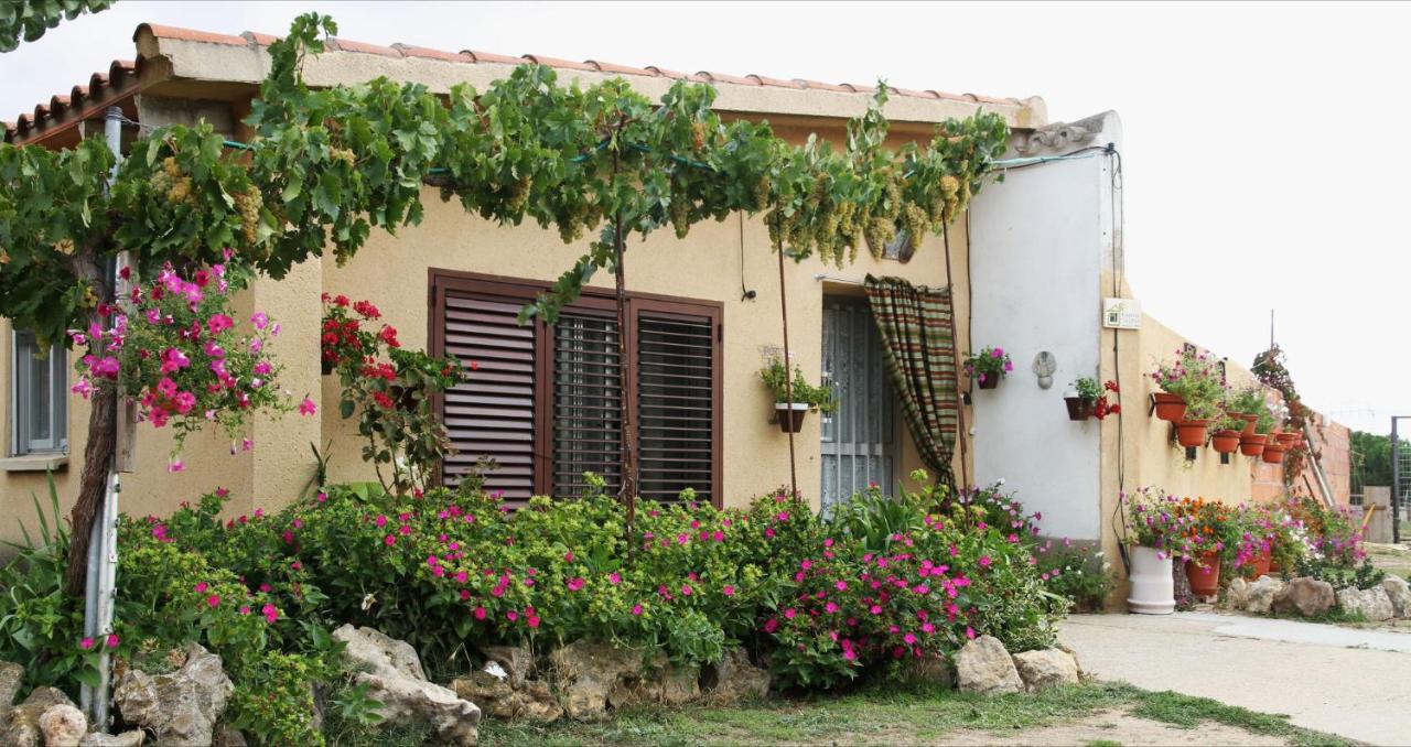 Albergue Turistico Torre de Sabre, El Cubo de Tierra del Vino ...