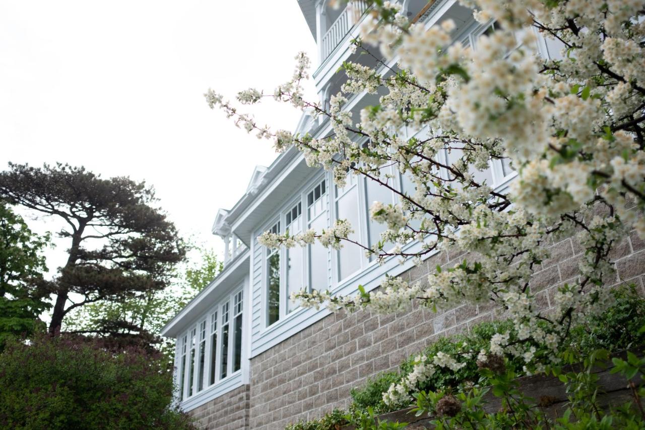 The Geneva Inn — photo 9