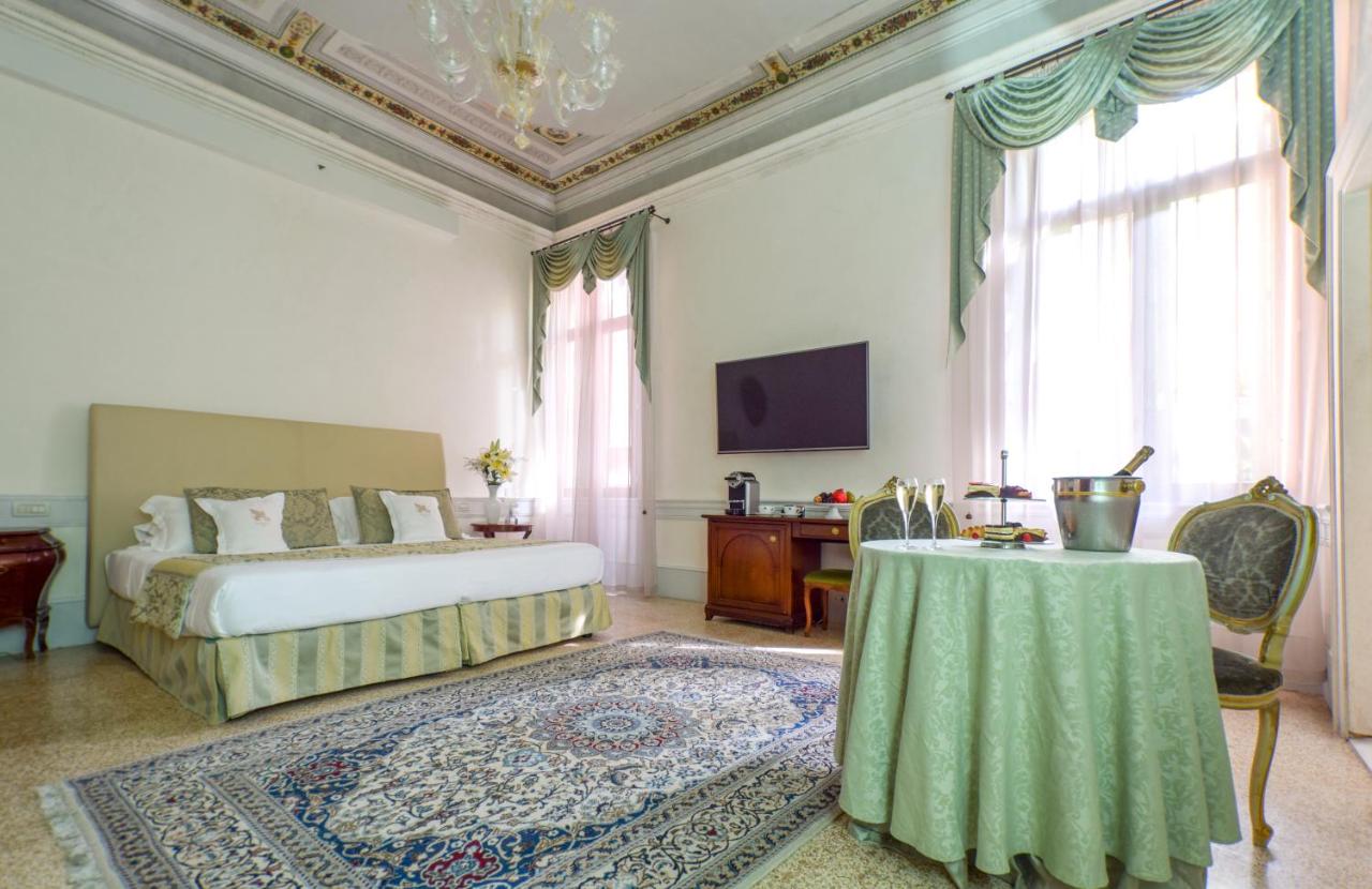 Hotel Palazzo Vitturi in Venice - Vivez l'histoire de Venise dans un splendide palais orné de fresques.