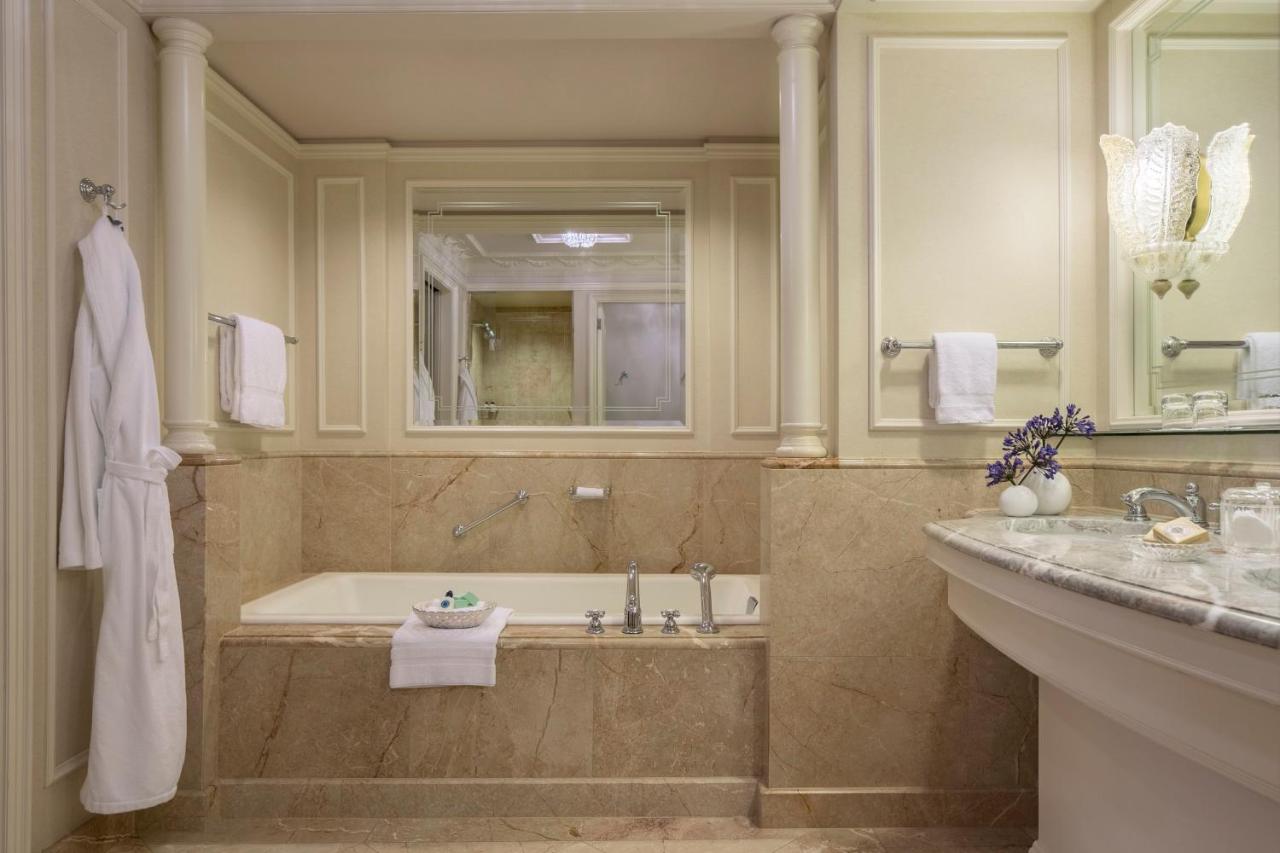 Regent Berlin, an IHG Hotel photo