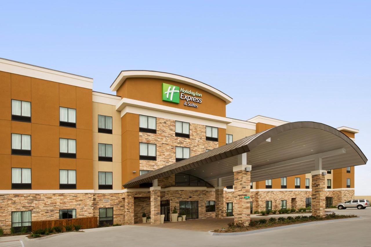 Image: Holiday Inn Express Hotel & Suites Waco South by IHG