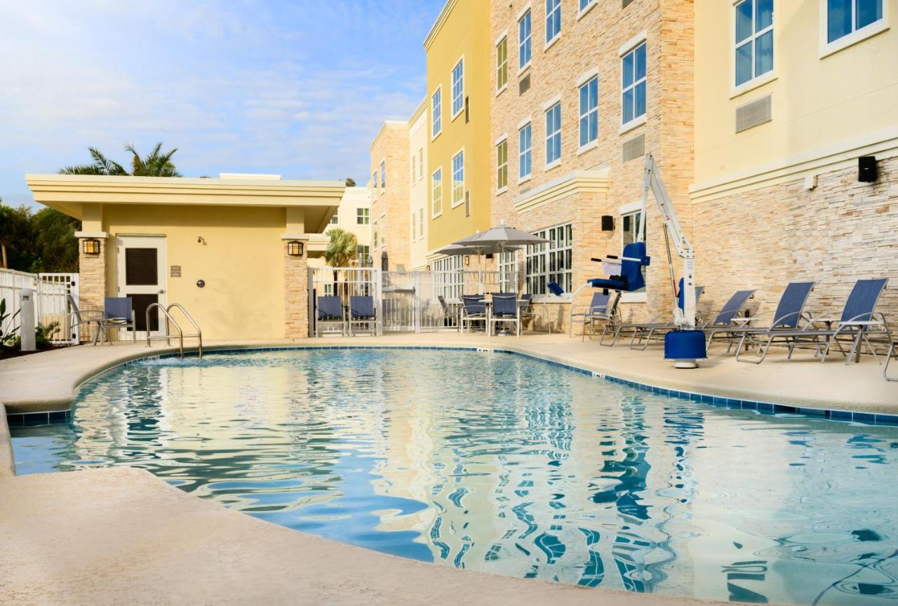 Heated swimming pool: Staybridge Suites - Vero Beach, an IHG Hotel