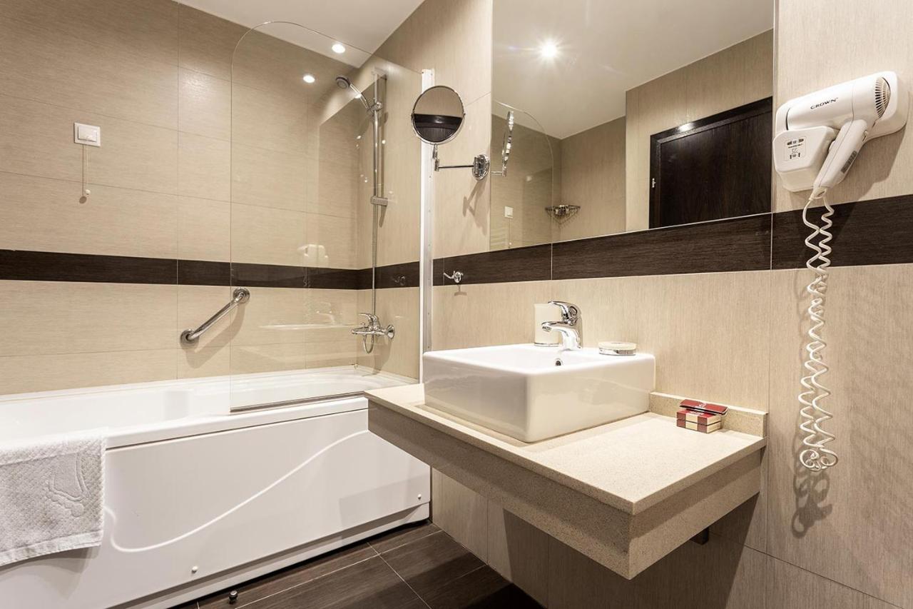 Sofia Palace Hotel by HMG photo
