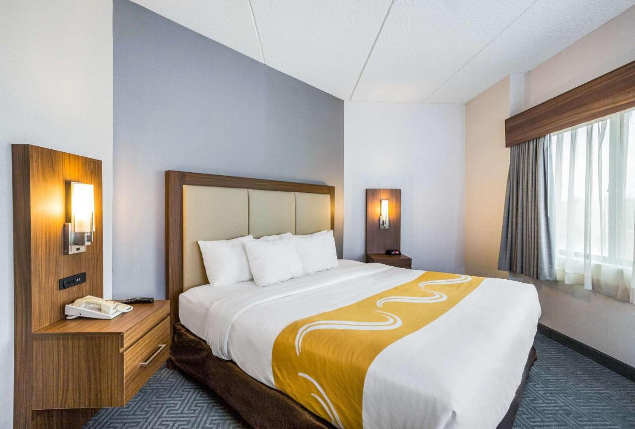 Quality Suites Lansing West — photo 8