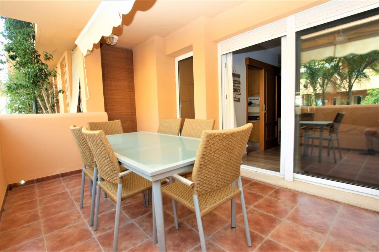 APARTAMENTO beachfront LA JACARANDA, Marbella – Bijgewerkte ...