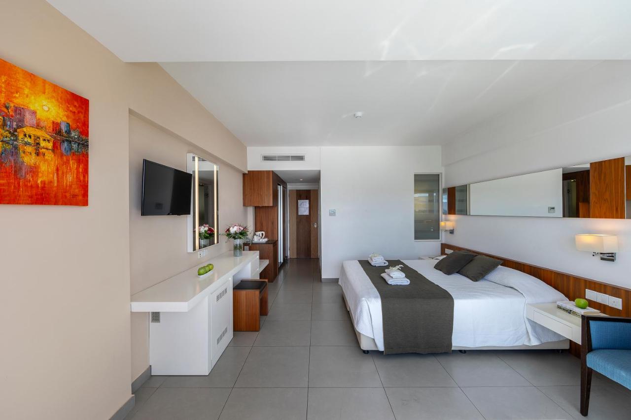 Melissi Beach Hotel & Spa photo