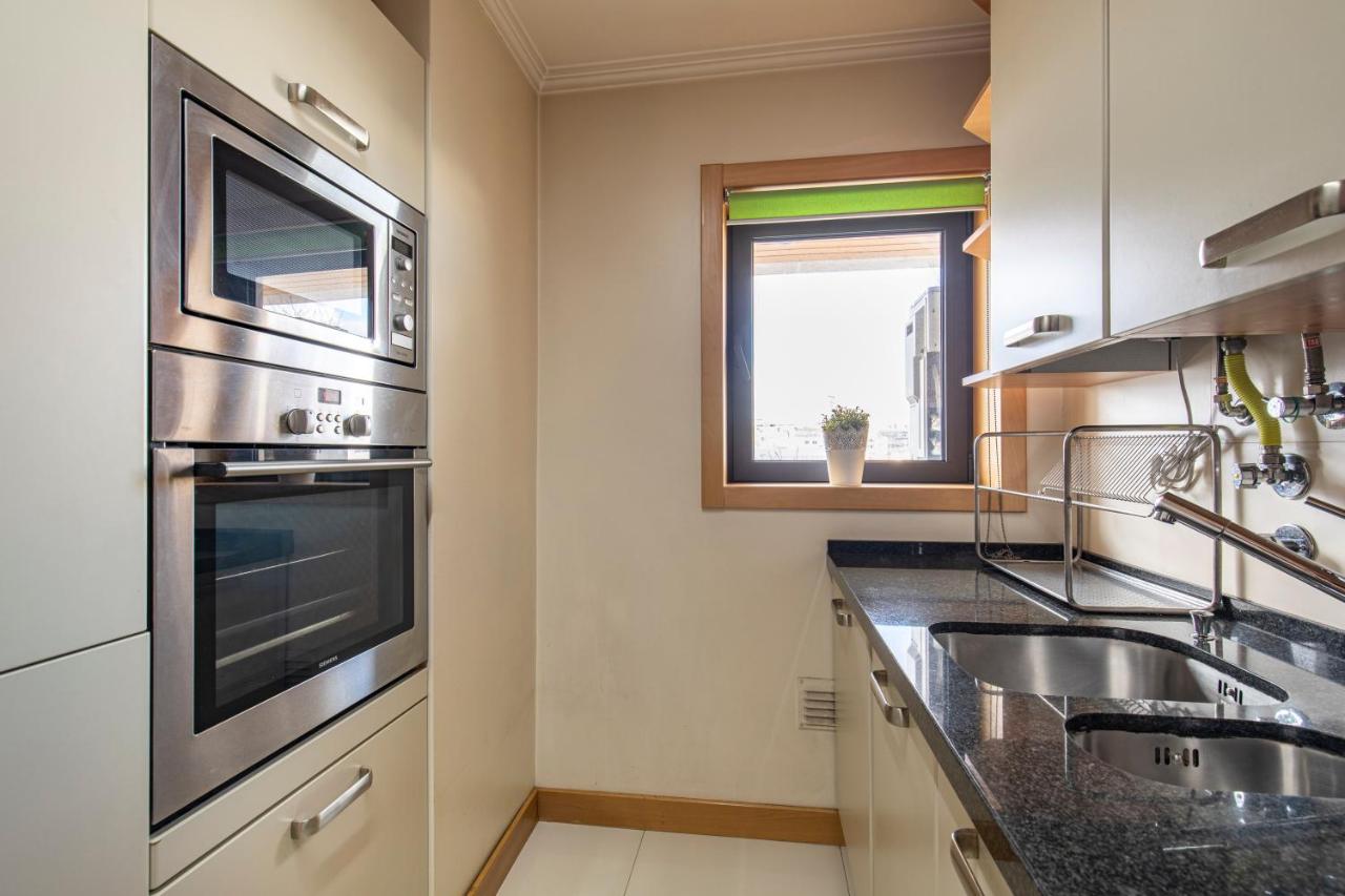 LovelyStay - Modern apartment in Anjos - 4