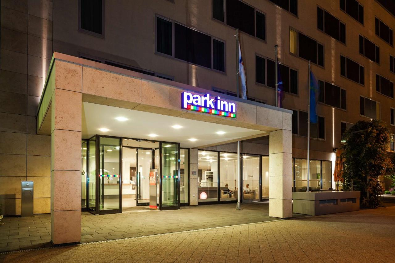 Park Inn Frankfurt Airport - Laterooms
