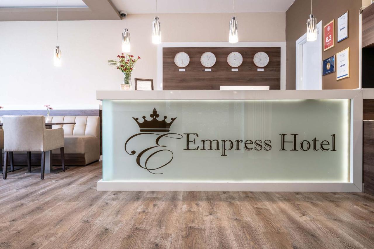 Empress Boutique Hotel in Munich - Your peaceful boutique sanctuary in the heart of Munich's leafy suburbs.