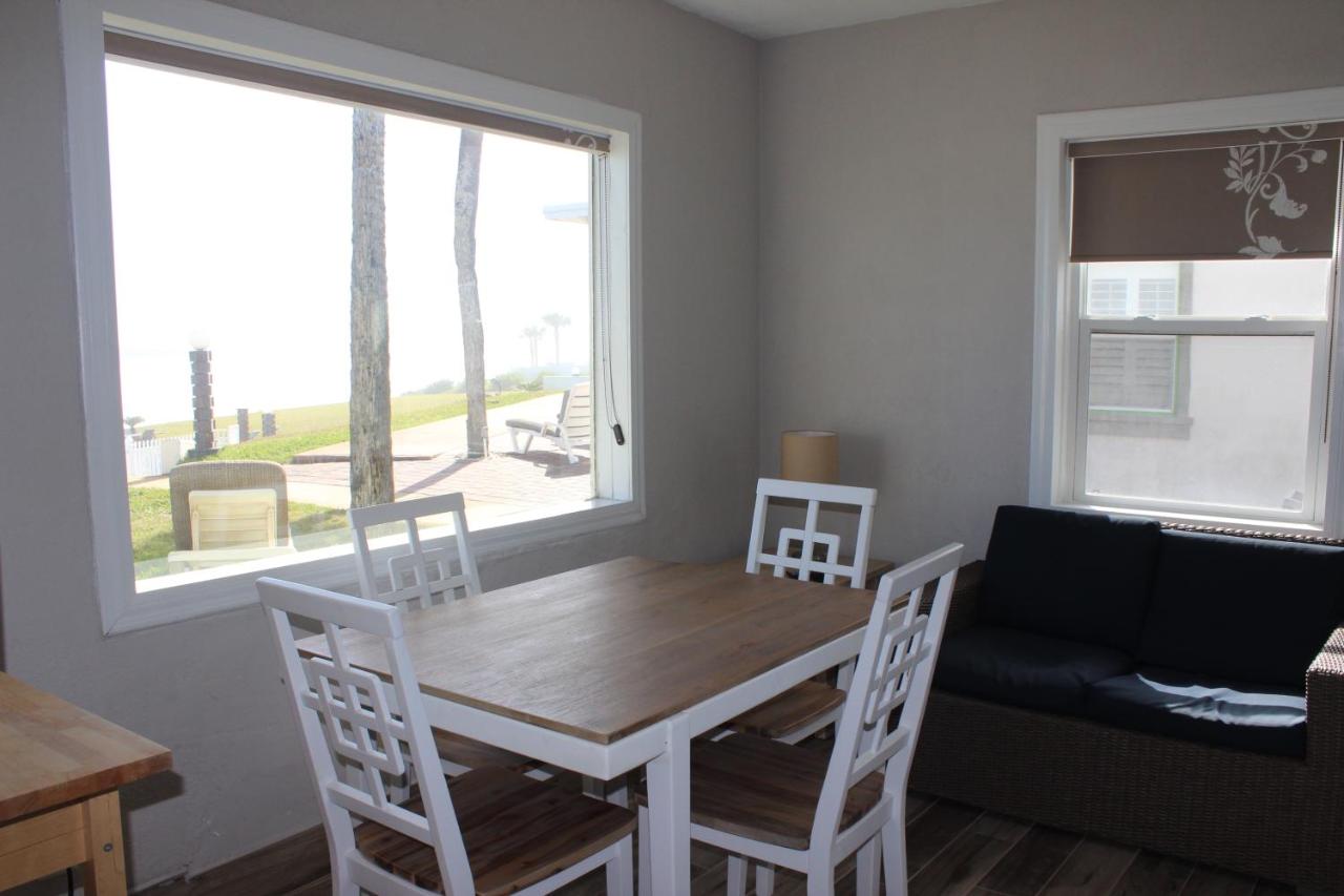Shoreline Suites & Cabana Cottages – Beachfront — photo 9