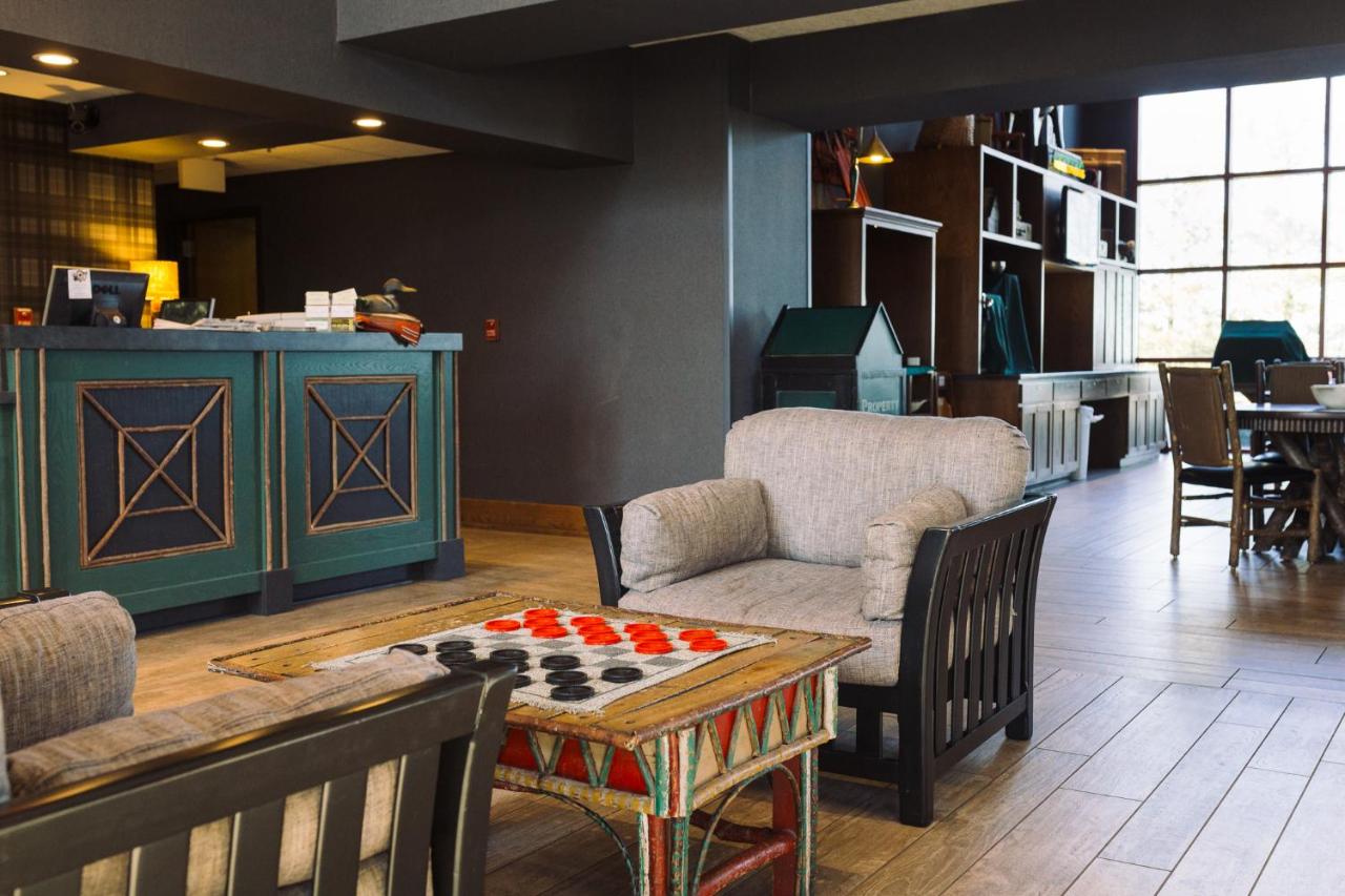 Wildwood Lodge & Suites — photo 14