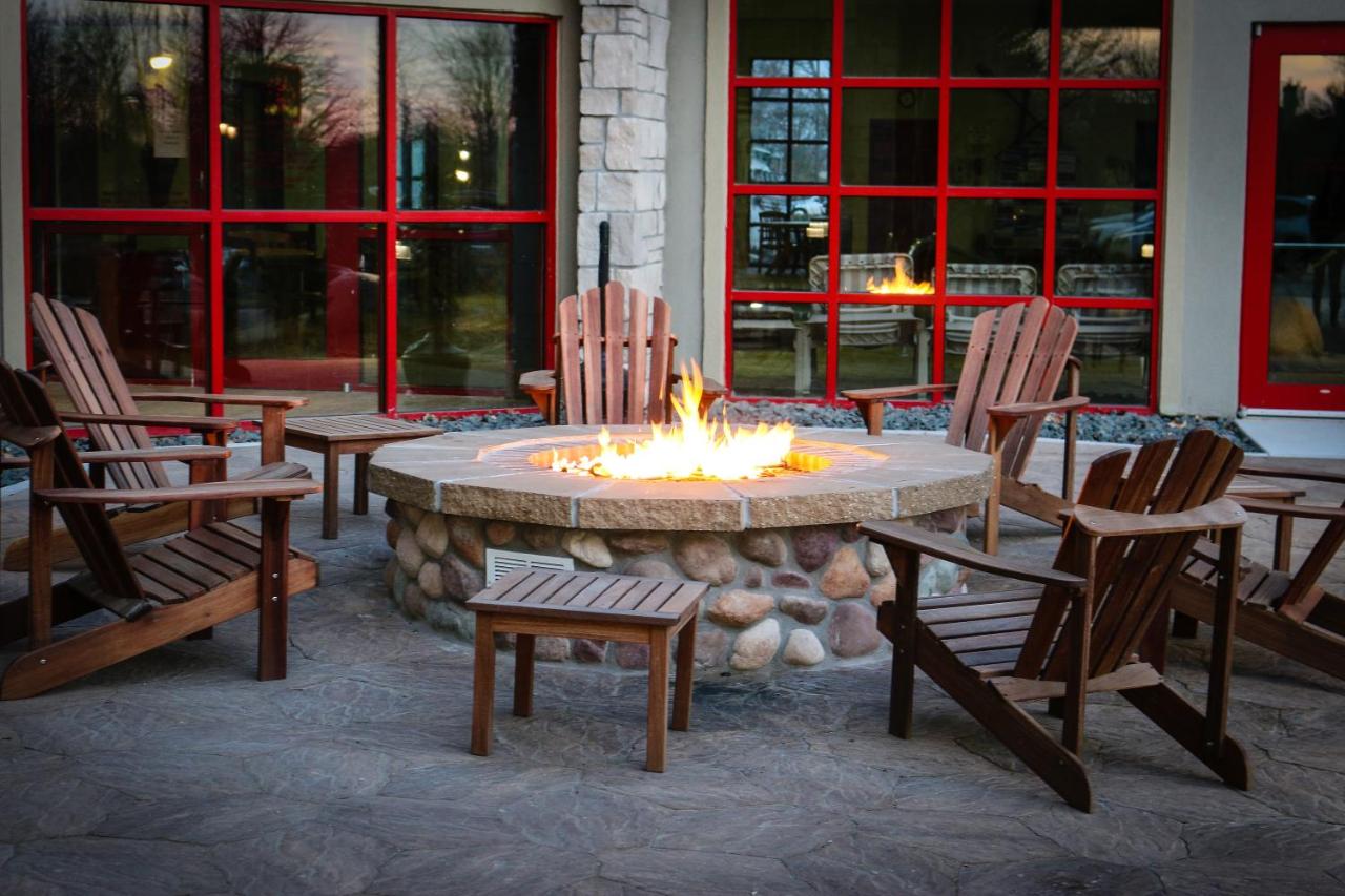 Wildwood Lodge & Suites — photo 9