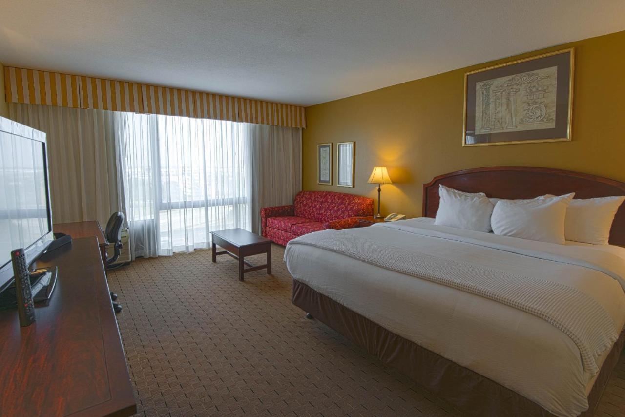 MCM Elegante Hotel & Suites Lubbock — photo 9
