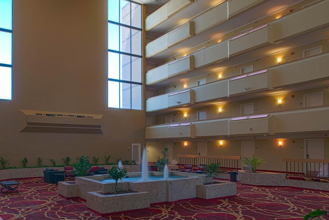 MCM Elegante Hotel & Suites Lubbock — photo 10