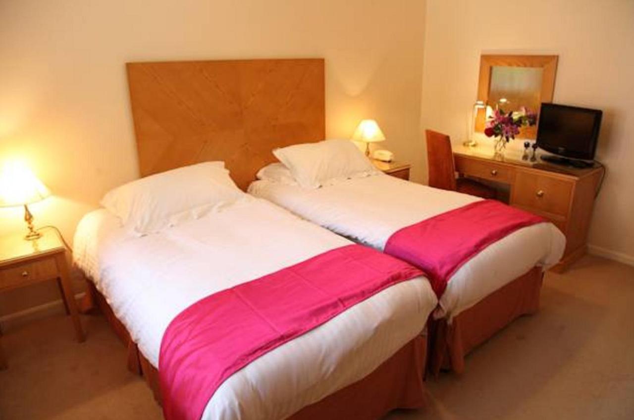 Scalford Hall Hotel, Melton Mowbray | LateRooms.com - Scalford Hall Hotel Four In A Bed