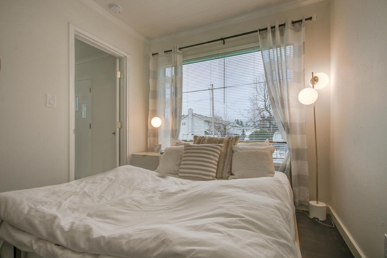 Basecamp Guesthouse — photo 12