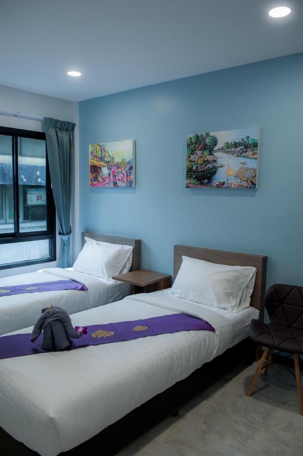 The Moon Night Hotel - 2