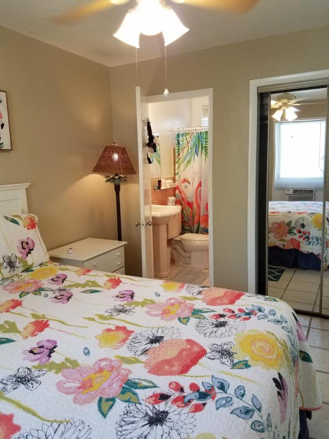 Alexander Palms Court 2 Blocks To Duval Street Key West Updated 2021 Prices
