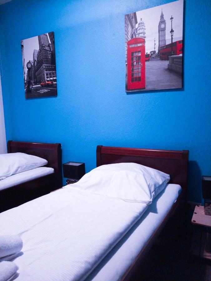 A S Ferienwohnungen Roonstrasse Bonn Updated 2021 Prices