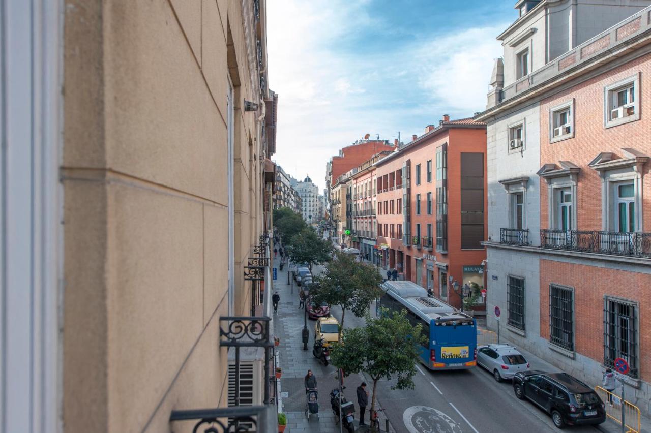 CHIC APARTMENT GRAN VIA I - ElevenHost, Madrid – Updated 2022 ...