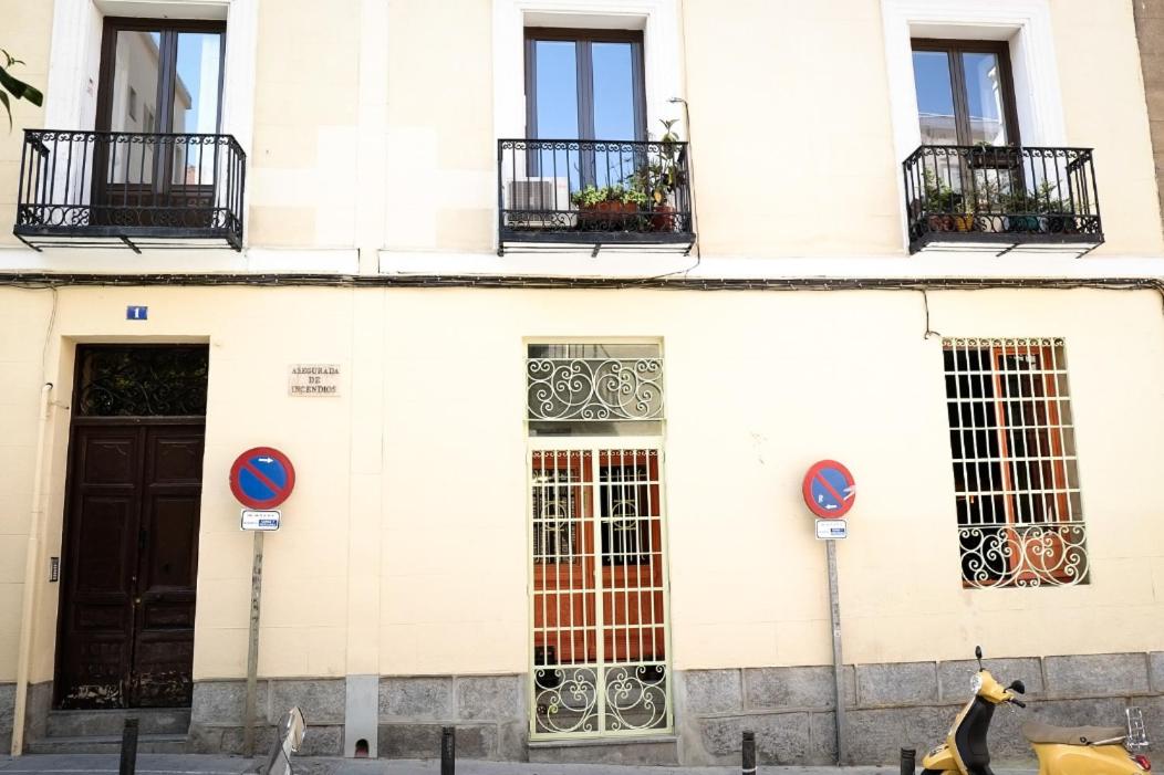 Apartment Mahdrid San Nicolás, Madrid, Spain - Booking.com
