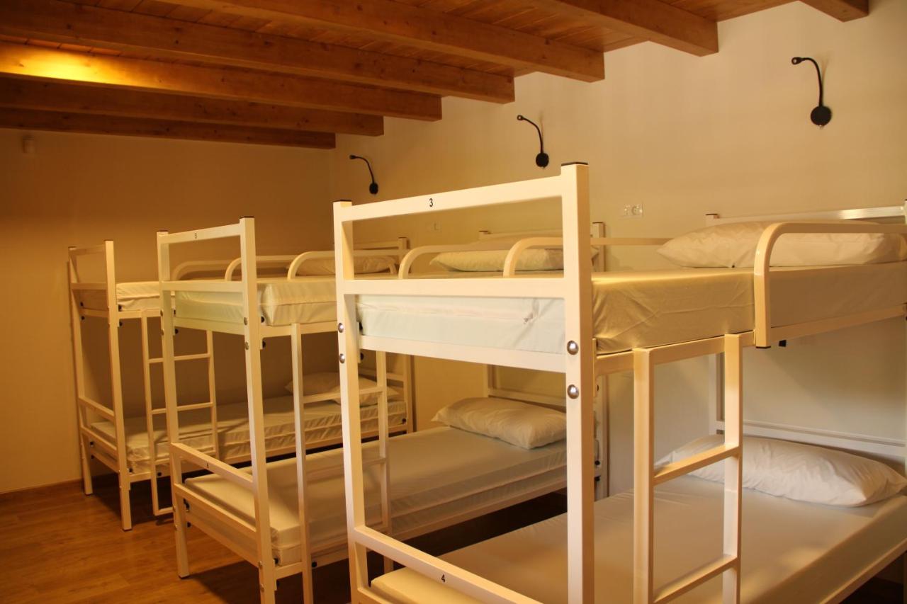 Casa Lixa Hotel Rural Albergue, Las Herrerías – Precios ...