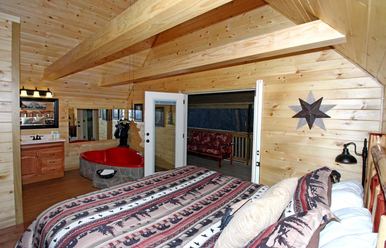 Away For Romance Cabin — photo 11