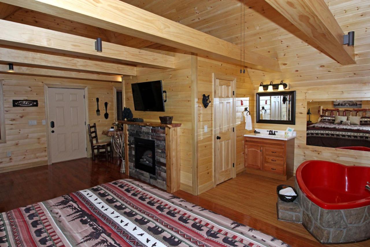 Away For Romance Cabin — photo 23