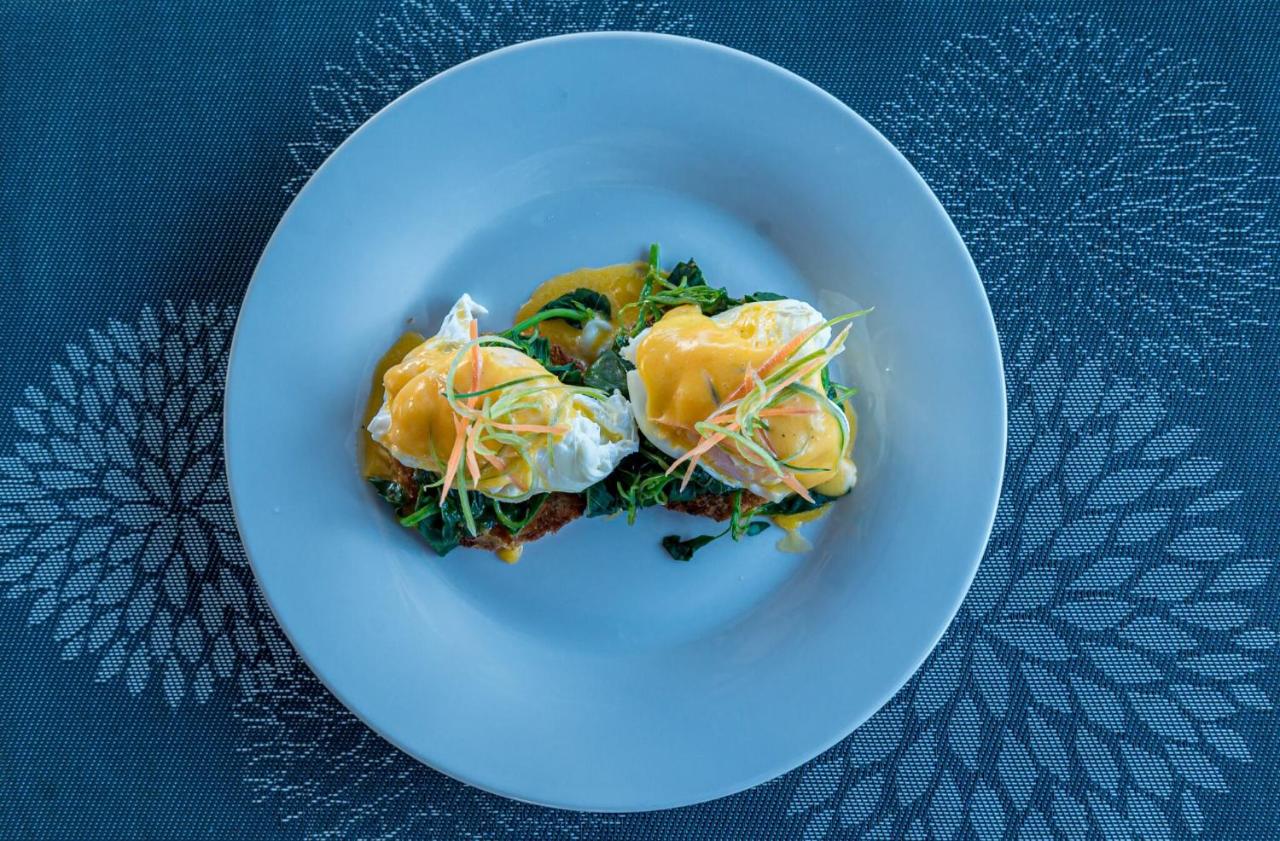 Dua Dua Beach Resort - 2