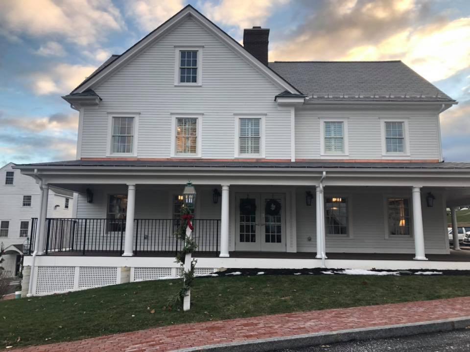 Publick House Historic Inn and Country Motor Lodge — photo 11