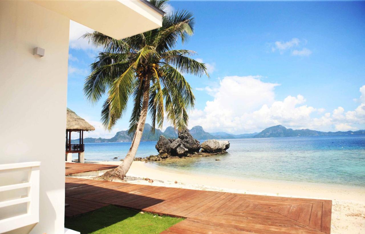 Beach: Matinloc Resort