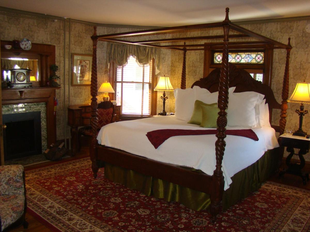 Village Green Bed & Breakfast — photo 19