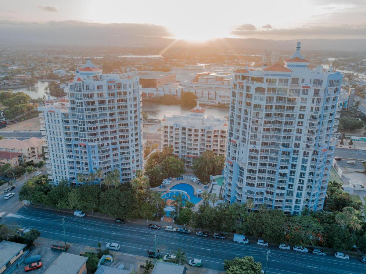 Bel Air on Broadbeach photo