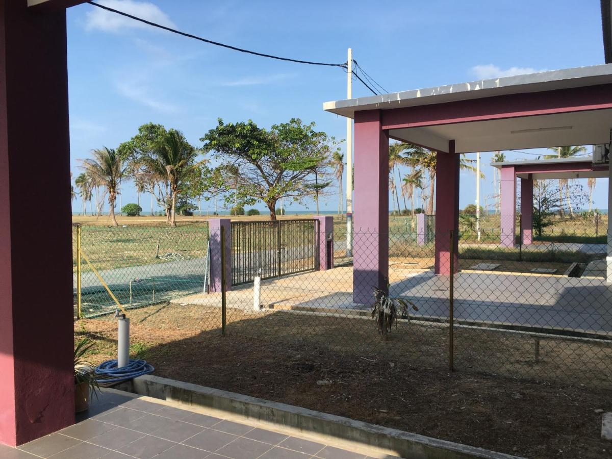 Beach: Arwaa Homestay Beachview