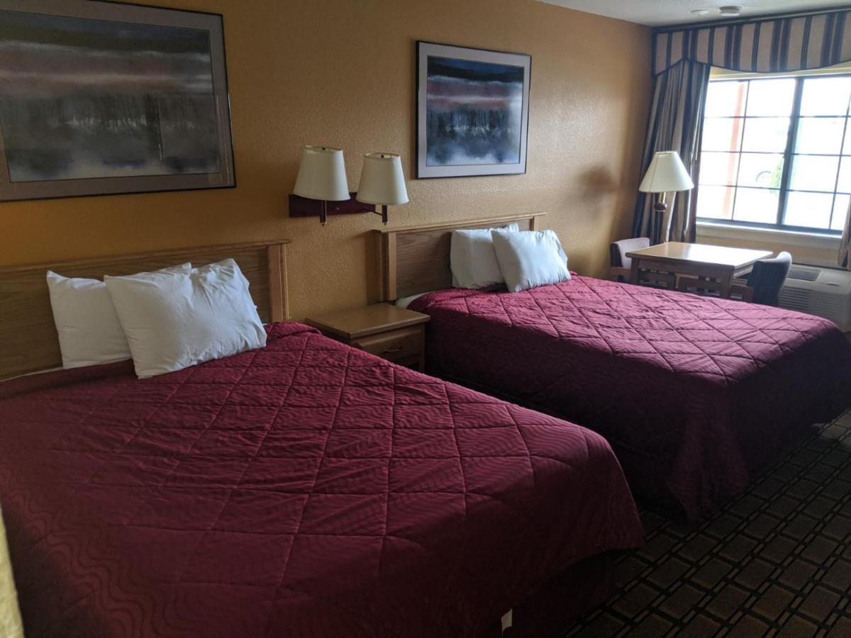 Executive Inn — photo 15