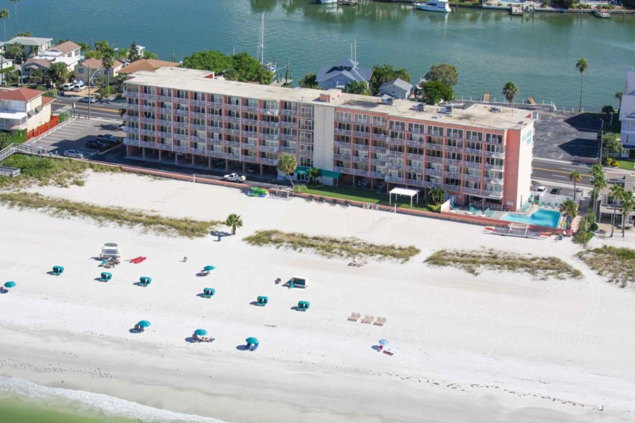 Luxury Penthouse Suite at the Island Inn Beach Resort