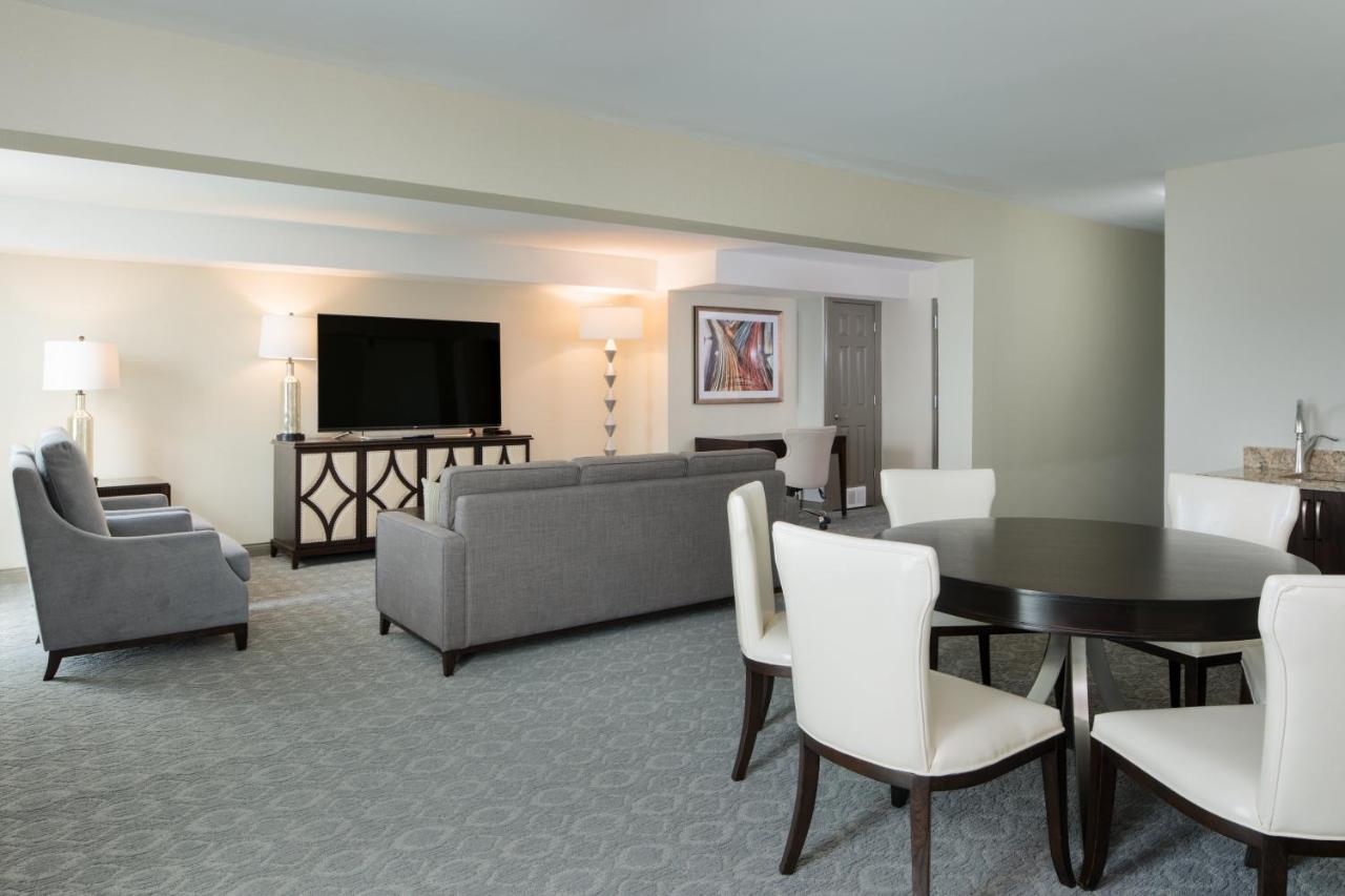 Crowne Plaza Chicago Sw Burr Ridge An Ihg Hotel Burr Ridge Updated 2022 Prices