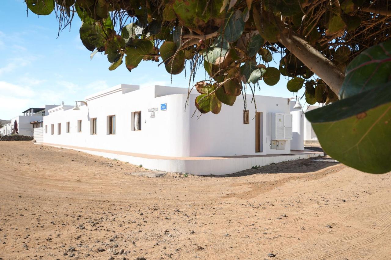Apartamentos Flor E, Caleta de Sebo, Spain - Booking.com