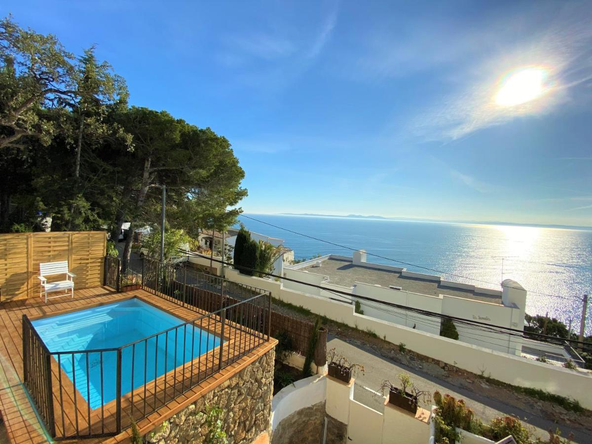 Villa Mahe - Barneda Villas, Montjoys – Updated 2022 Prices