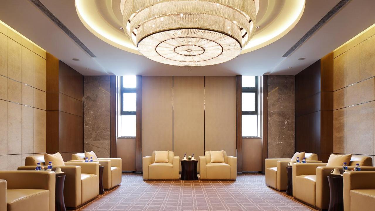 Crowne Plaza Beijing Lido, an IHG Hotel photo