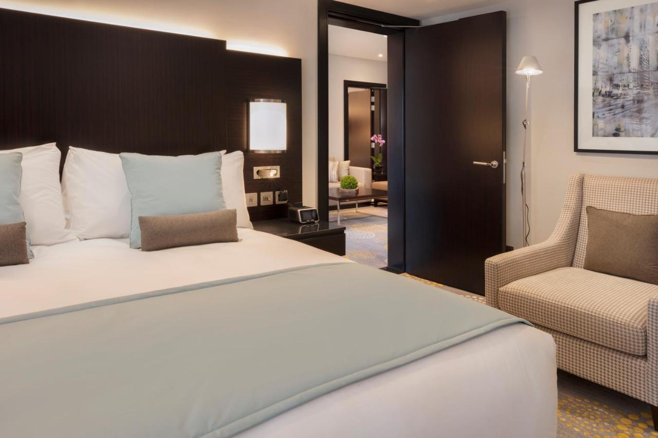 Crowne Plaza Bahrain, an IHG Hotel photo