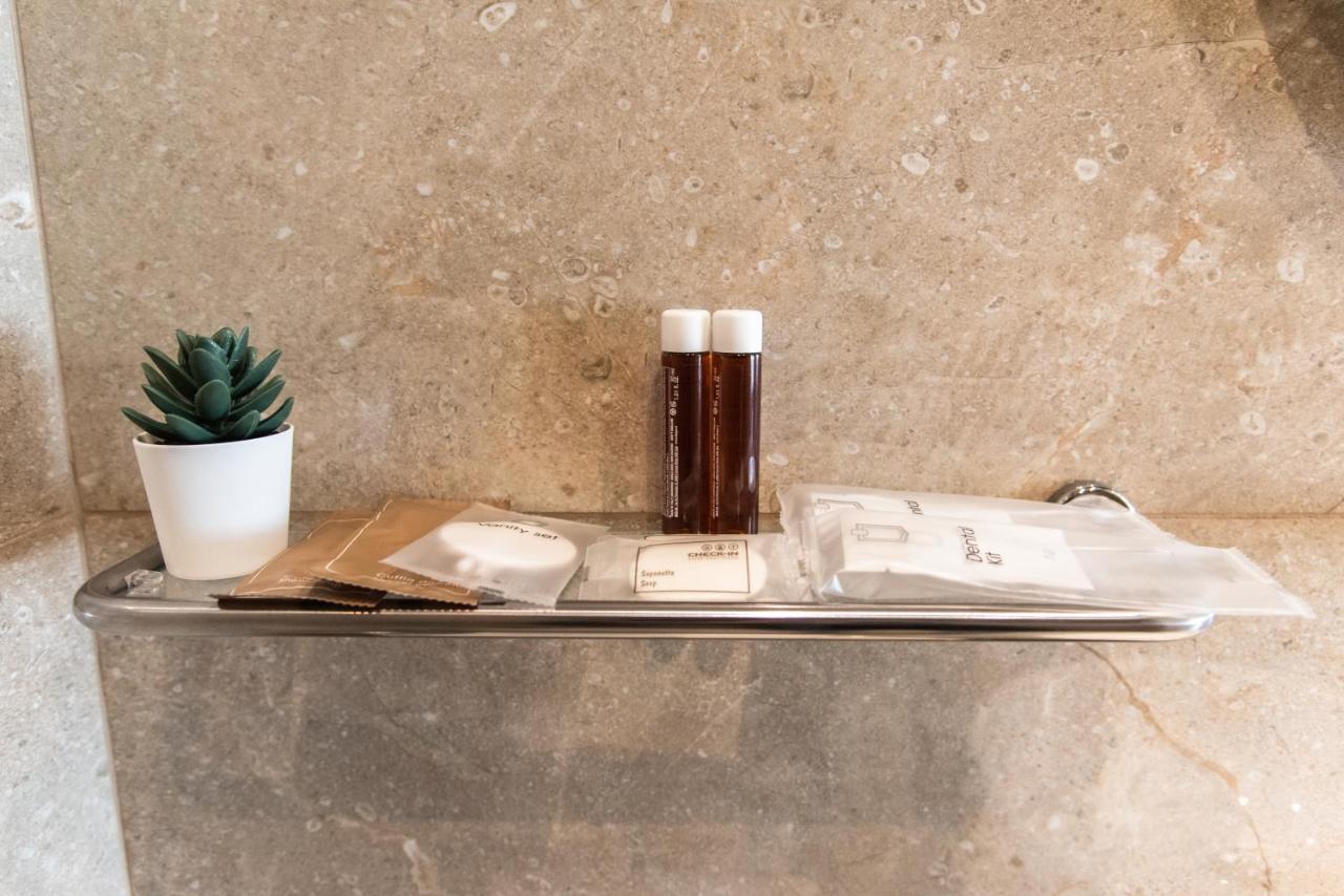 XXIV Domus Luxury Suites - 3