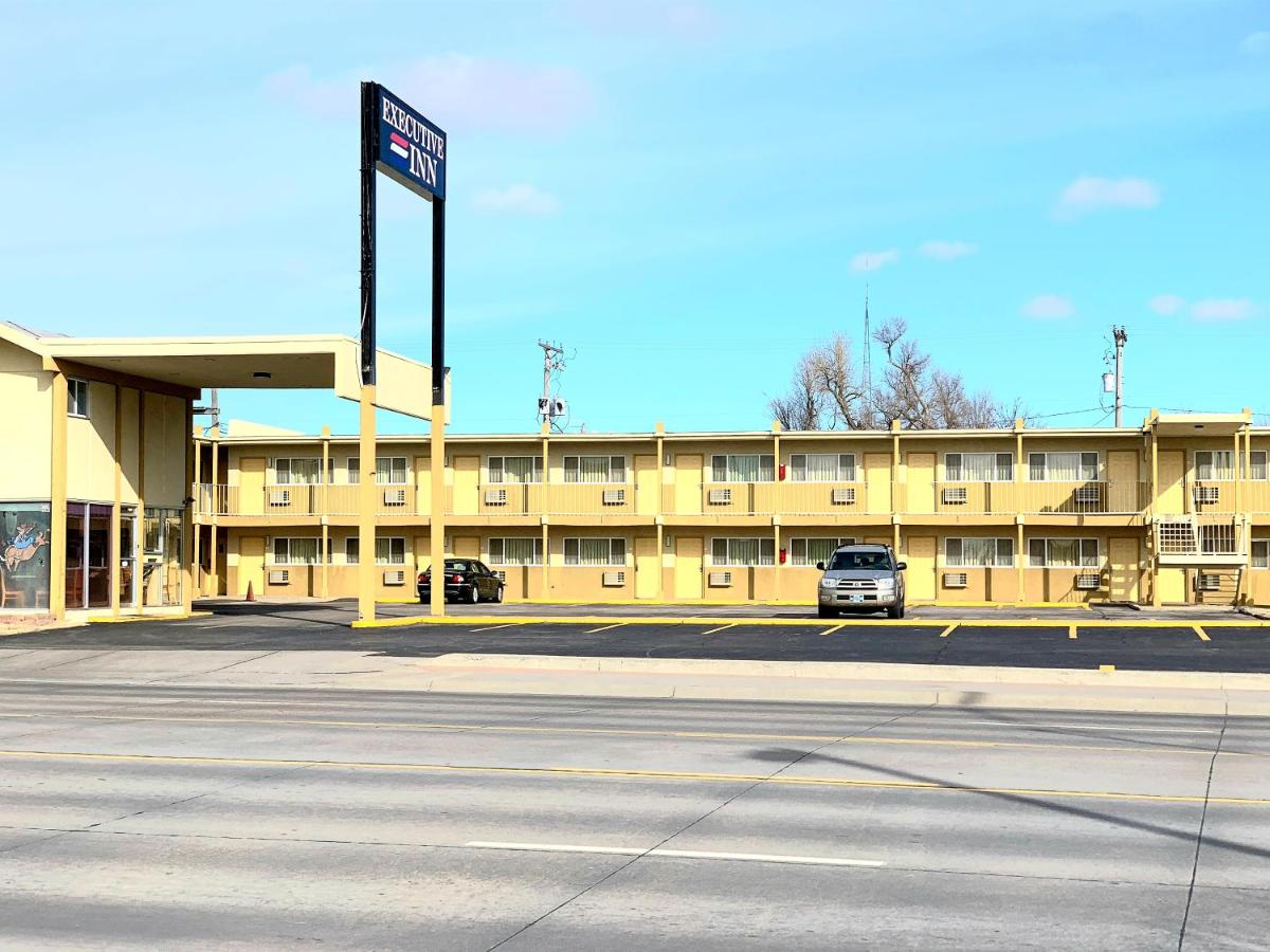 Executive Inn Dodge City ks — photo 14