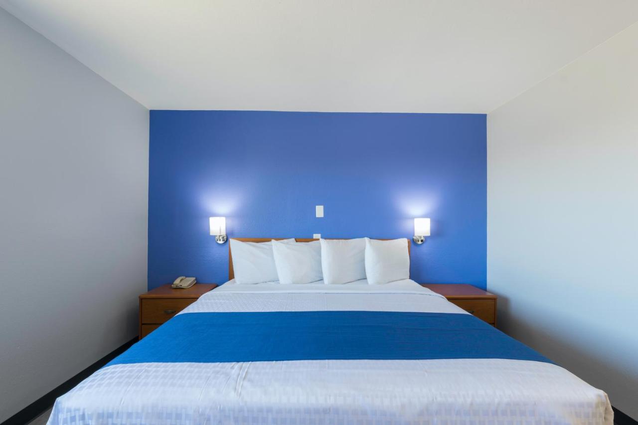 Beacon Motel — photo 14