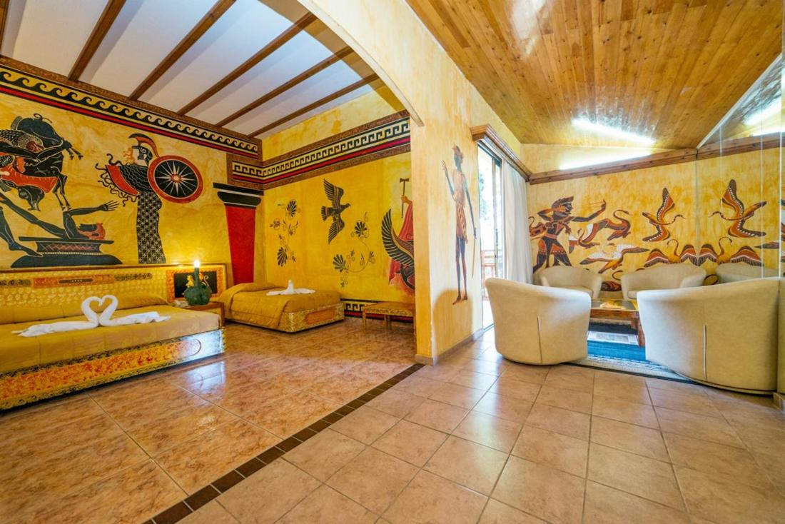 Roman Boutique Hotel photo