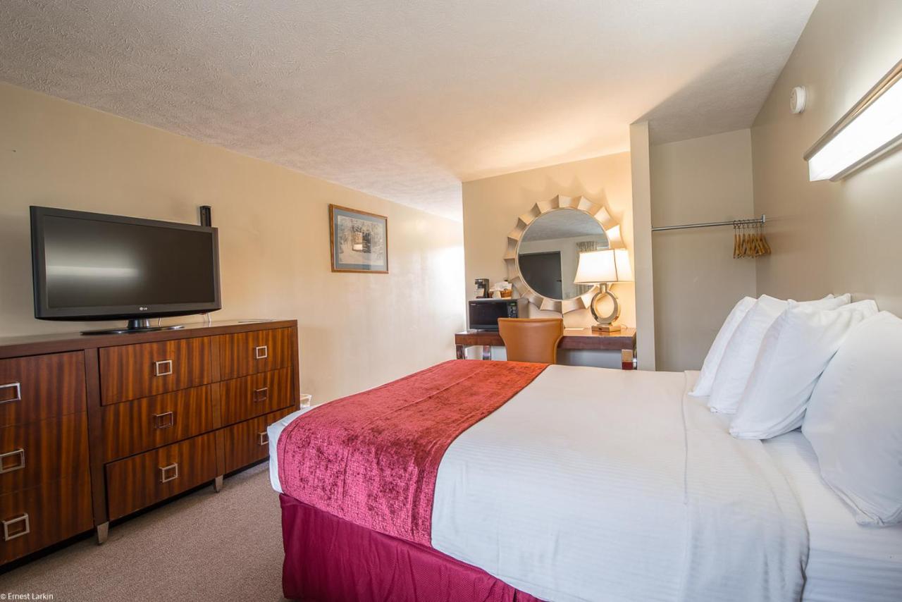 Townsend River Breeze Inn — photo 18
