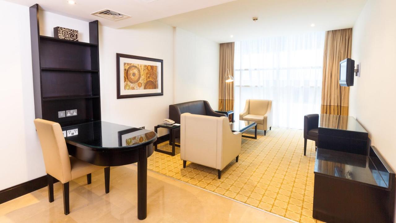 Holiday Inn Dubai Al Barsha, an IHG Hotel photo